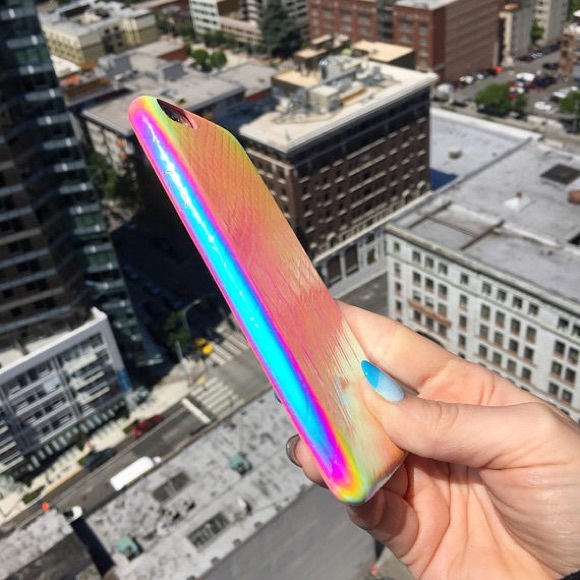 💗 HOLOGRAPHIC IRIDESCENT IPHONE PLUS CASE 💕 - Picture 6 of 8